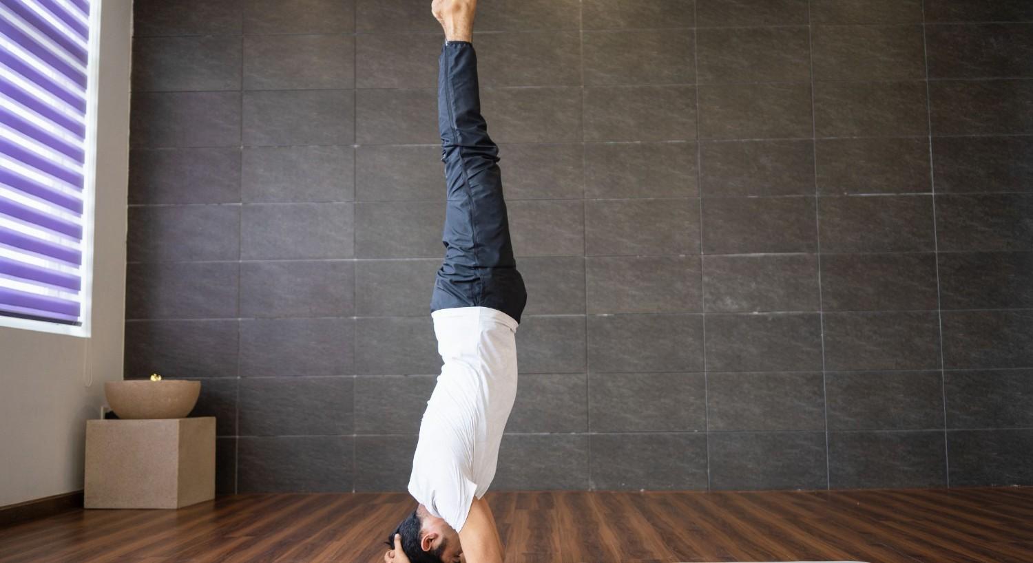 Sirshasana